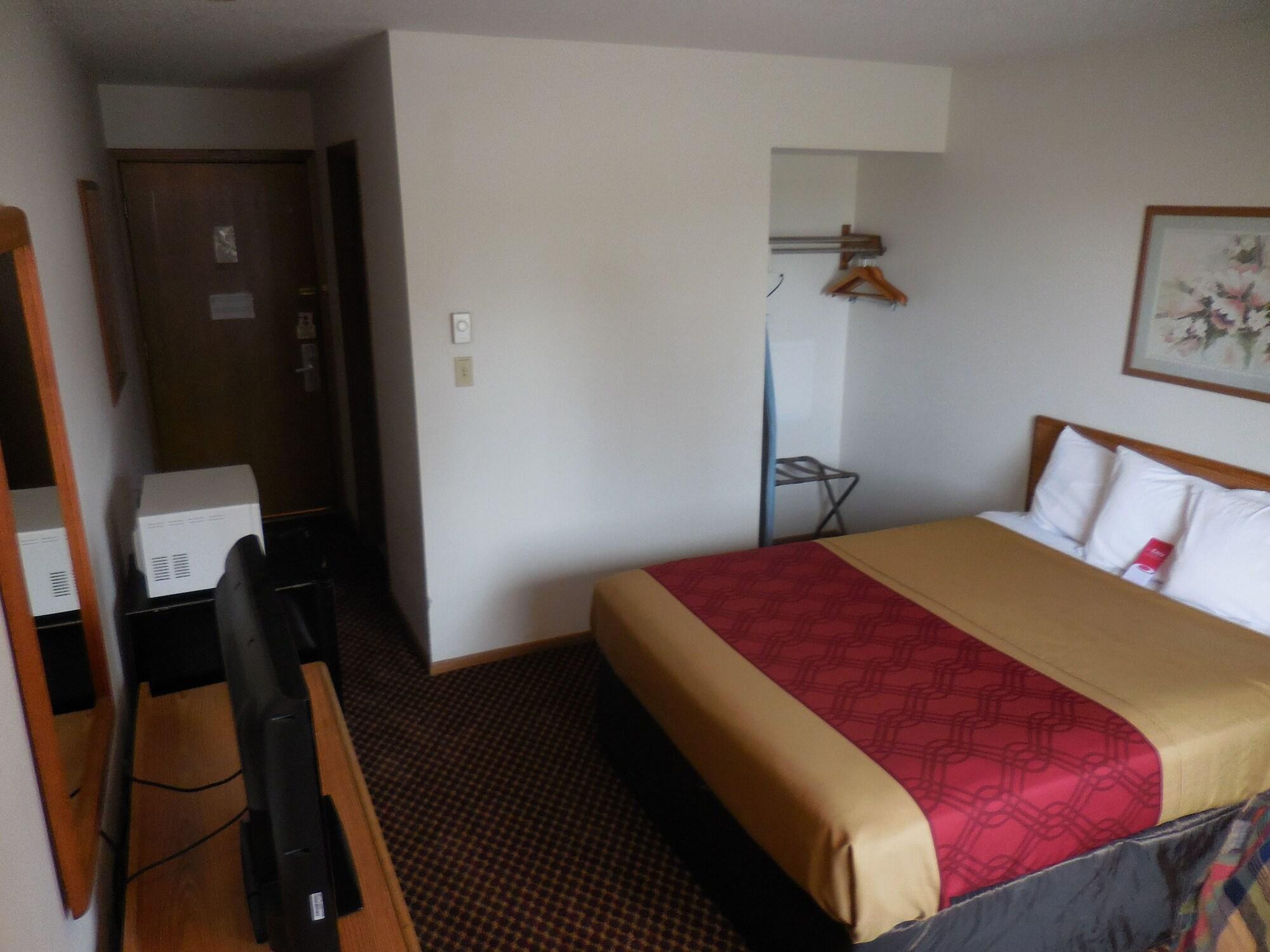 Travelodge By Wyndham Escanaba Dış mekan fotoğraf