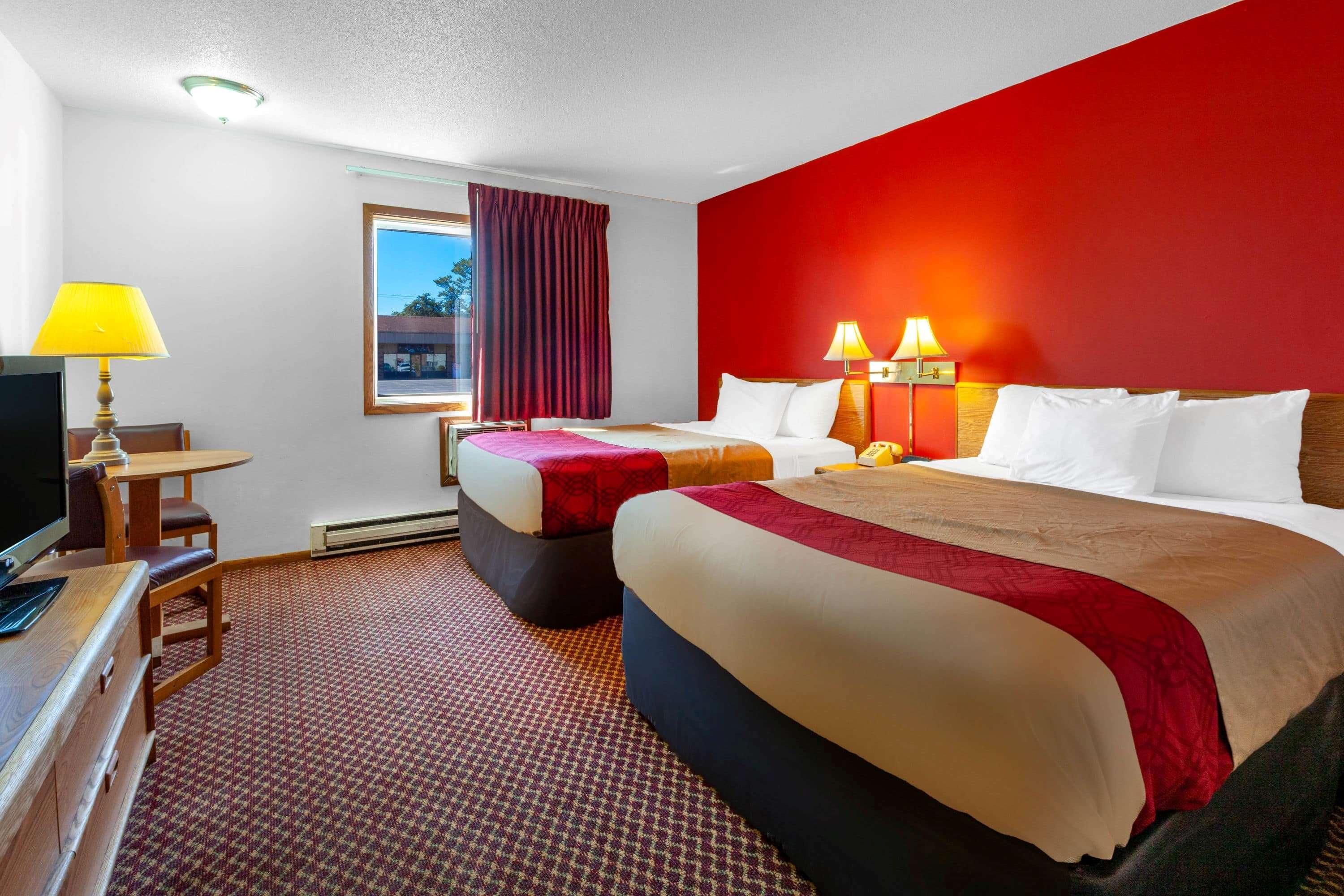 Travelodge By Wyndham Escanaba Dış mekan fotoğraf